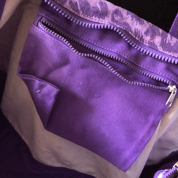 PINK purple Leopard Duffle Bag - Picture 8 of 8